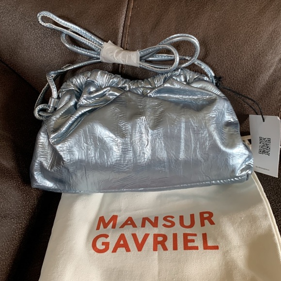 Mansur Gavriel Mini Cloud Crinkled Metallic Clutch - Picture 5 of 13